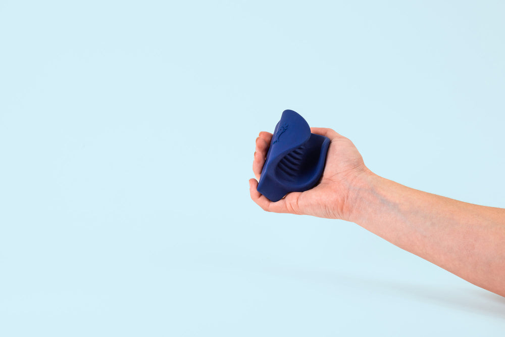 trojan supra ultra thin lubricated Vibromasseur anal pour homme main image 1